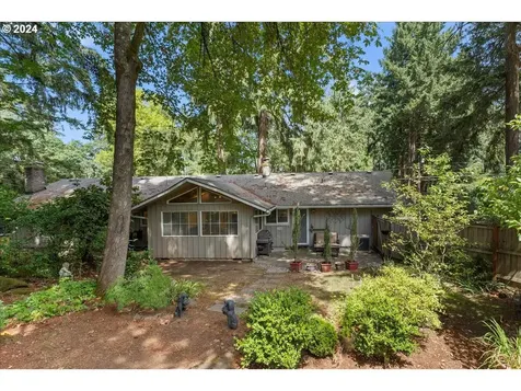 4537 Heritage Lane Lake Oswego OR 97035