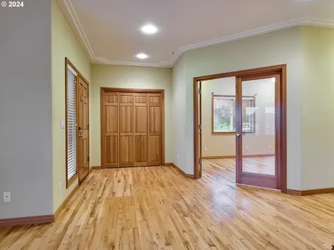 2481 Tracy Lane Woodburn OR 97071