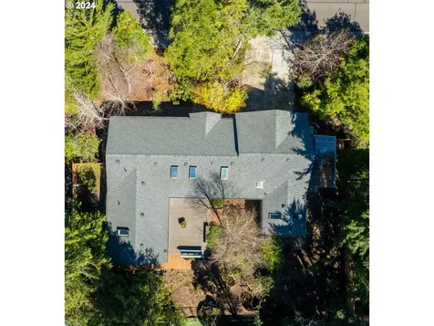 2256 N 22nd Court Florence OR 97439