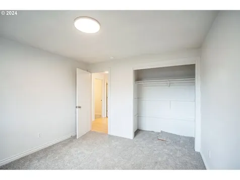 1463 SE 11th Loop Canby OR 97013