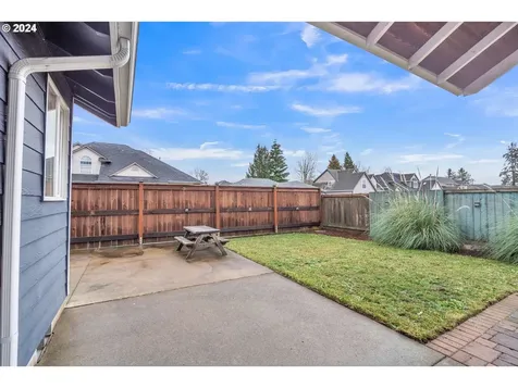 1463 SE 11th Loop Canby OR 97013