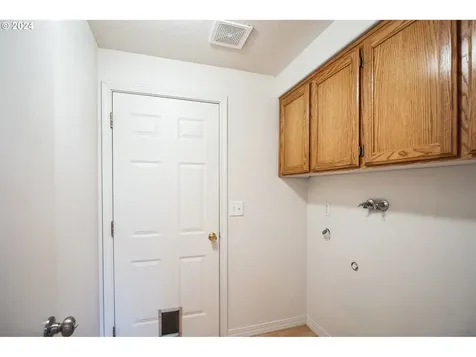 1463 SE 11th Loop Canby OR 97013
