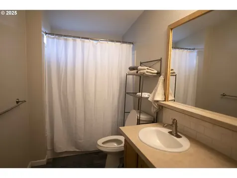 6228 Upper Cow Creek Road Azalea OR 97410