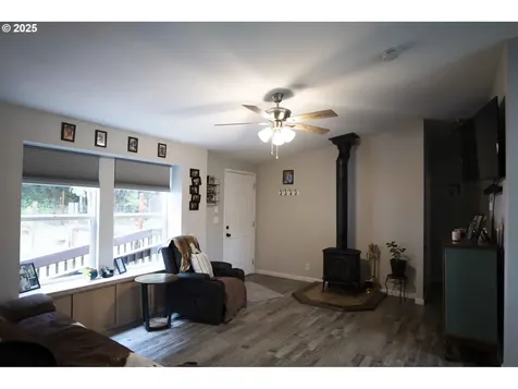 6228 Upper Cow Creek Road Azalea OR 97410
