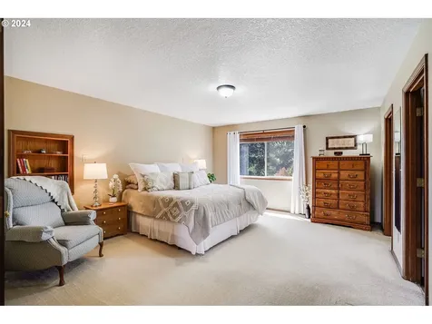 1580 Ne Laurelwood Circle Canby OR 97013