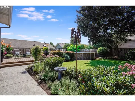 1580 Ne Laurelwood Circle Canby OR 97013