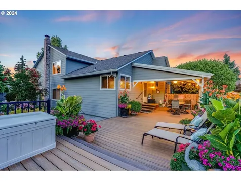 1580 Ne Laurelwood Circle Canby OR 97013