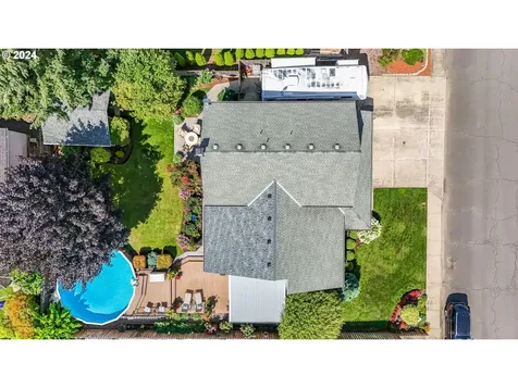 1580 Ne Laurelwood Circle Canby OR 97013