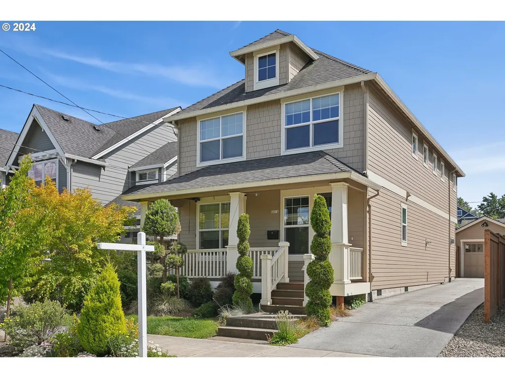 2614 N Winchell Street Portland OR 97217