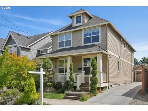 2614 N Winchell Street Portland OR 97217