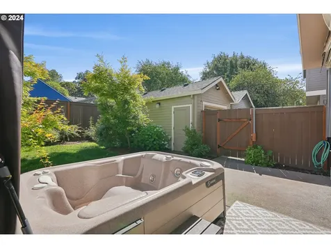2614 N Winchell Street Portland OR 97217