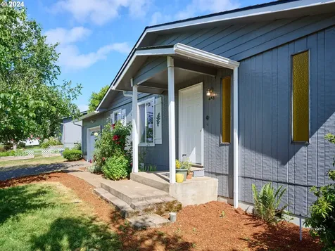 488 Ne Evergreen Court Dallas OR 97338
