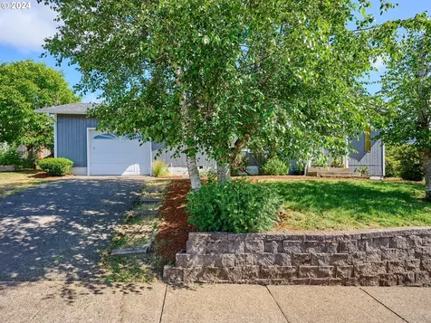 488 Ne Evergreen Court Dallas OR 97338