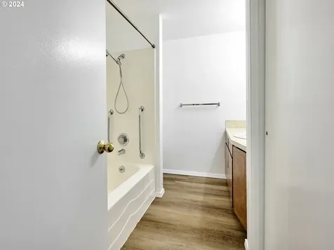 488 Ne Evergreen Court Dallas OR 97338