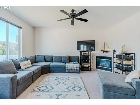 2888 SE Hale Way Gresham OR 97080