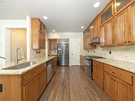 17480 SW Roger Lane Beaverton OR 97078