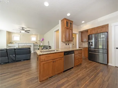 17480 SW Roger Lane Beaverton OR 97078
