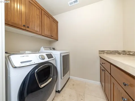 17480 SW Roger Lane Beaverton OR 97078