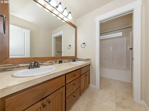 17480 SW Roger Lane Beaverton OR 97078