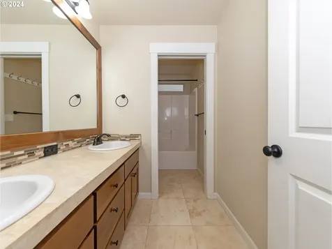 17480 SW Roger Lane Beaverton OR 97078