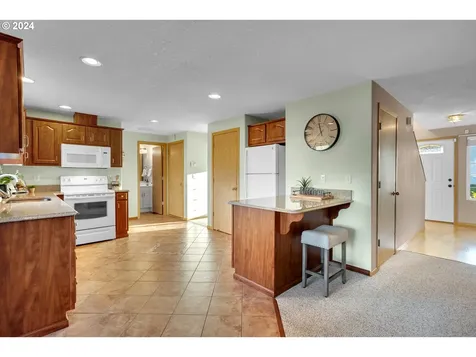 13911 Nw 21st Avenue Vancouver WA 98685
