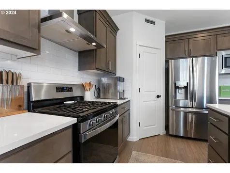 9308 Ne 166th Avenue Vancouver WA 98682