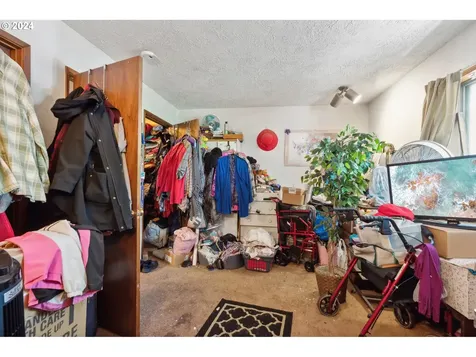1990 Se 157th Drive Portland OR 97233