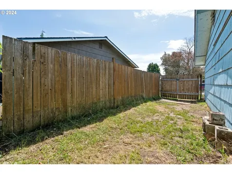 1990 Se 157th Drive Portland OR 97233