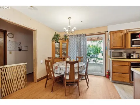 1990 Se 157th Drive Portland OR 97233