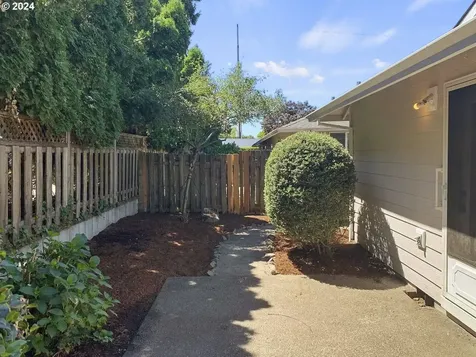2262 Ne 162nd Avenue Portland OR 97230