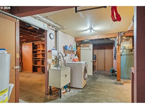 4305 NE 77th Avenue Portland OR 97218