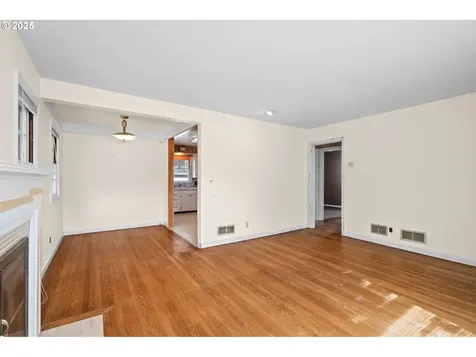 4305 NE 77th Avenue Portland OR 97218