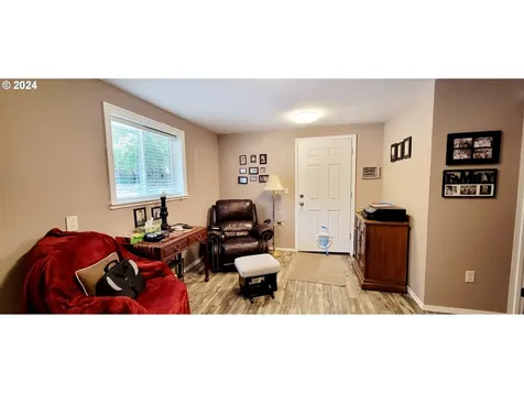 337 Jodee Street Myrtle Creek OR 97457