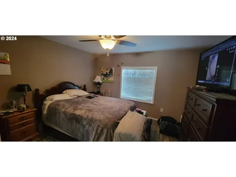 337 Jodee Street Myrtle Creek OR 97457