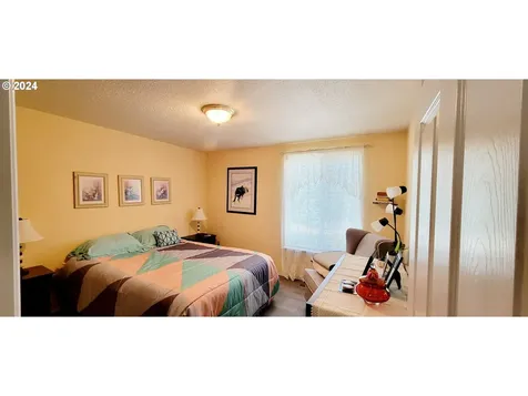 337 Jodee Street Myrtle Creek OR 97457