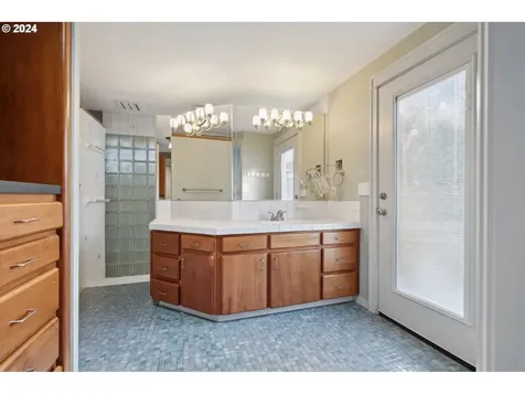664 NW Darnielle Street Hillsboro OR 97124