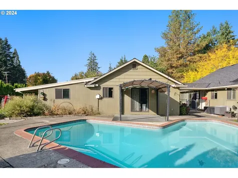 664 NW Darnielle Street Hillsboro OR 97124