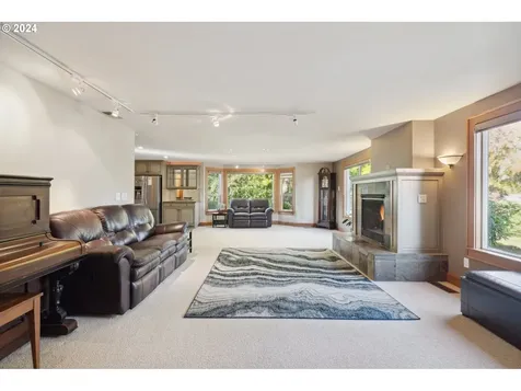664 NW Darnielle Street Hillsboro OR 97124