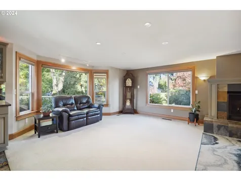 664 NW Darnielle Street Hillsboro OR 97124
