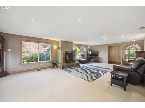 664 NW Darnielle Street Hillsboro OR 97124