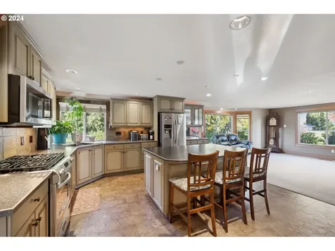 664 NW Darnielle Street Hillsboro OR 97124