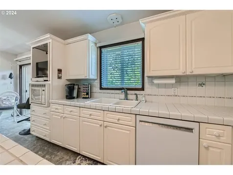 20229 S Athens Drive Oregon City OR 97045