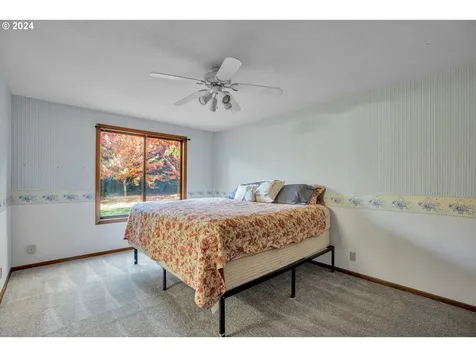 1874 NE 9th Place Hillsboro OR 97124