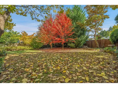 1874 NE 9th Place Hillsboro OR 97124