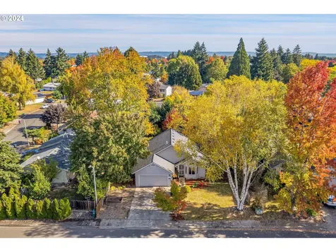 1874 NE 9th Place Hillsboro OR 97124