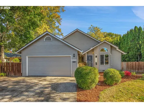 1874 NE 9th Place Hillsboro OR 97124