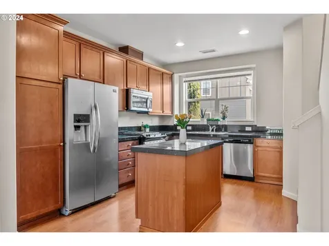 13682 Sw Rosemary Lane Portland OR 97223