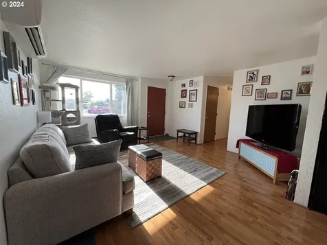 1444 S Grove Lane Court Sutherlin OR 97479