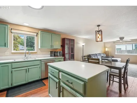 15913 Ne 43rd Way Vancouver WA 98682