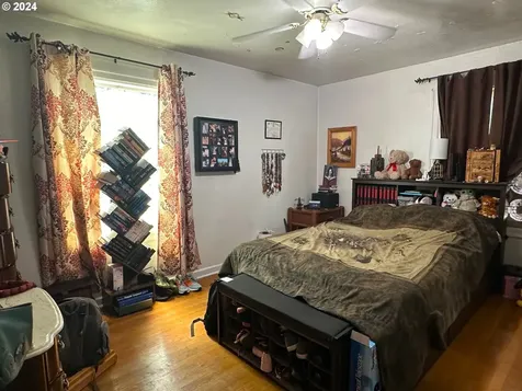 359 Sw Oak Street Willamina OR 97396